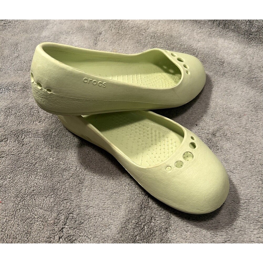 Crocs Prima 6 Celery Green Color Ballet Flats Slip On